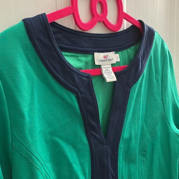 Vineyard vines - Picture 2 of 7